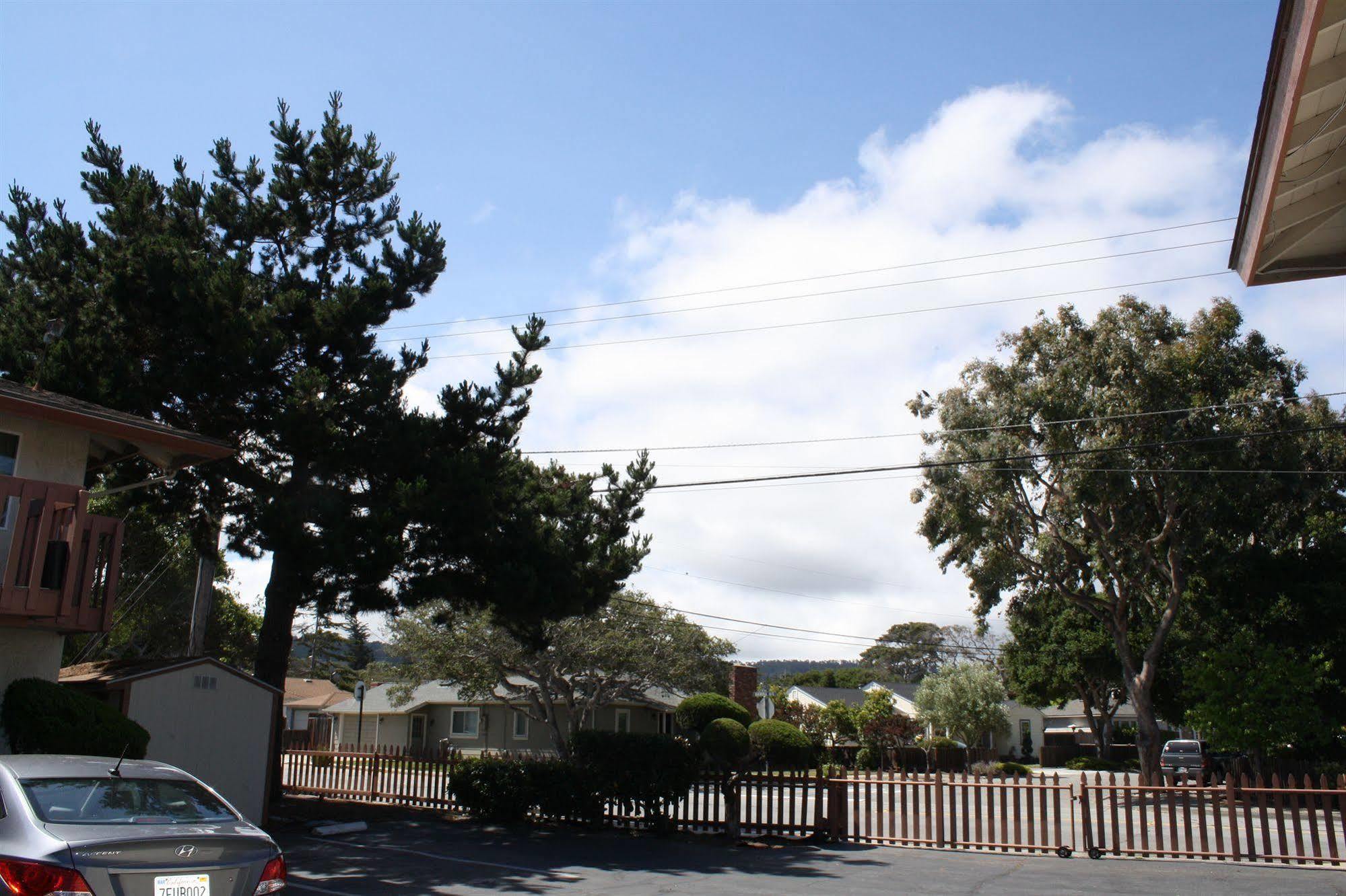 Pacific Inn Monterey Bagian luar foto